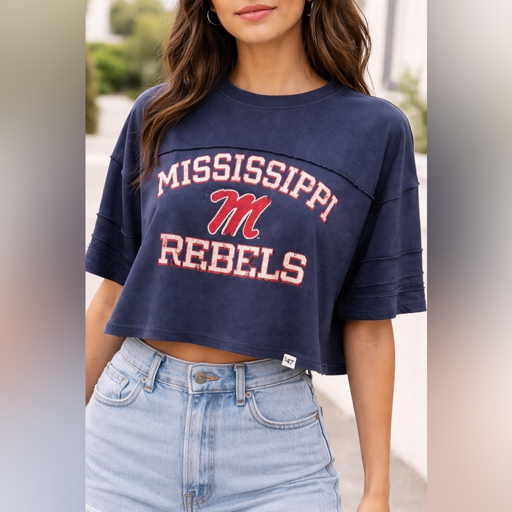 ’47 Ole Miss Rebels Cropped Boxy Tee Navy Medium NCAA Graphic